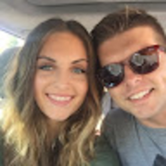 Meet your Posher, Briana - Picture 1 of 1